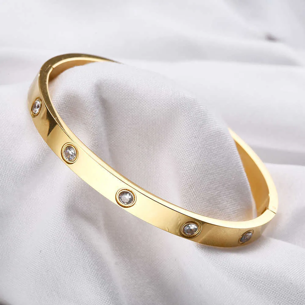 Designer sênior Carter Bracelet Five Generation Love Series Titanium Steel Mens and Womens Rose Gold Fashion Fashion Fashion Bracelet