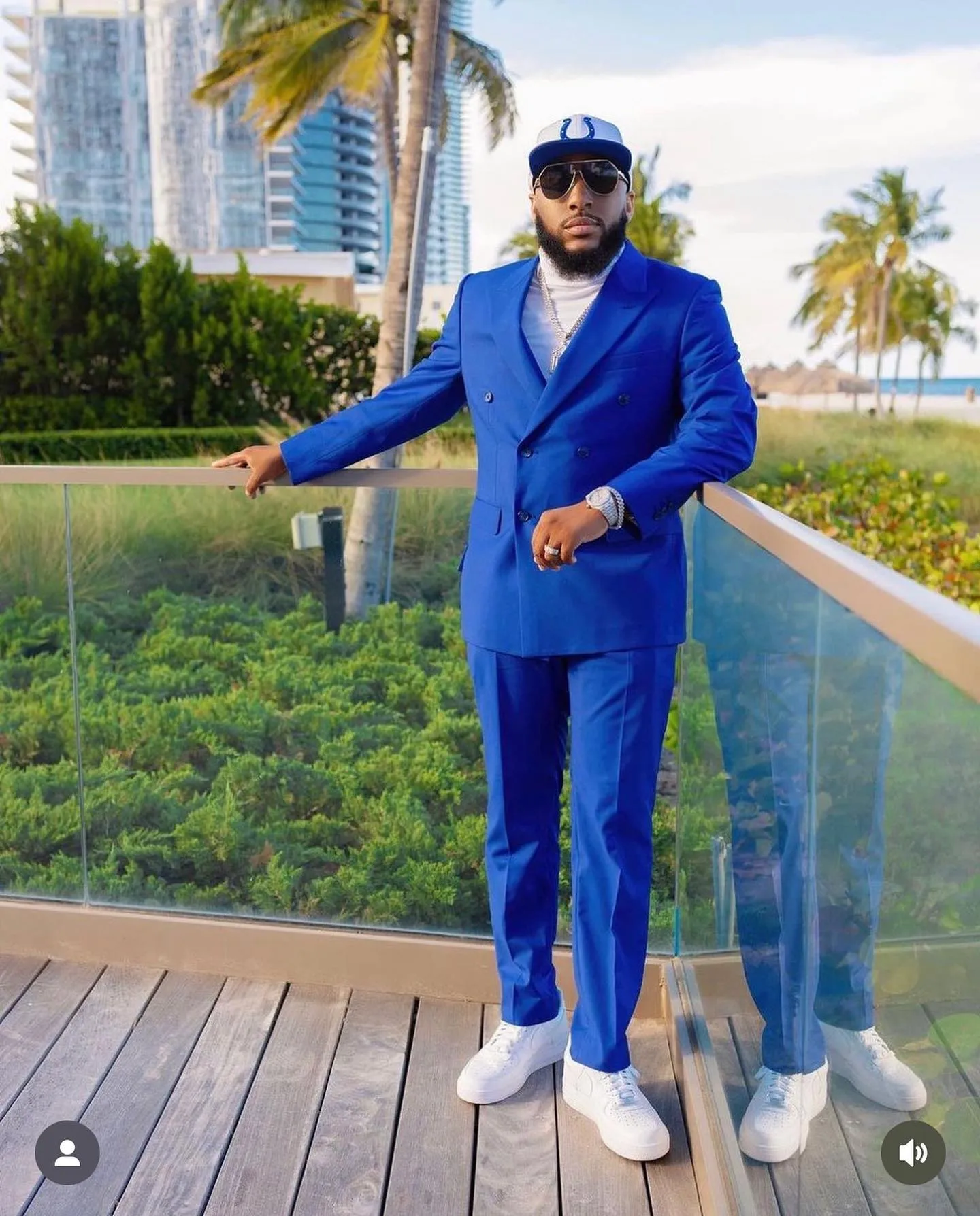 Blue Cool Royal Double Breasted Tuxedo Suit with Peaked Lapel for Men