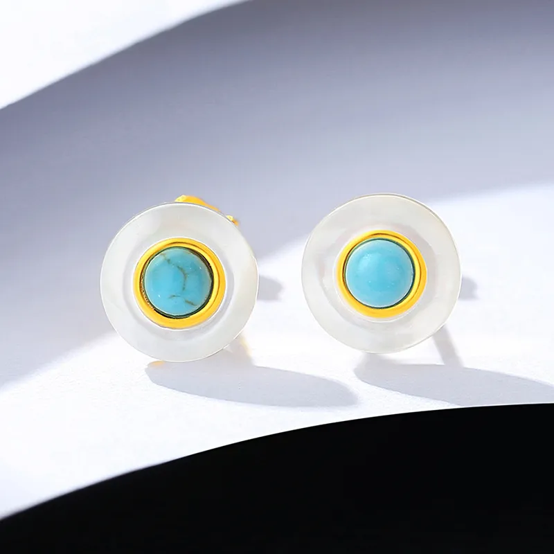 Europe Vintage Brand Stud Earrings S925 Silver Shell Turquoise örhängen American Hot Popular Care Earhole Earring Plated 18k Gold High Endörhängen smycken present SPC