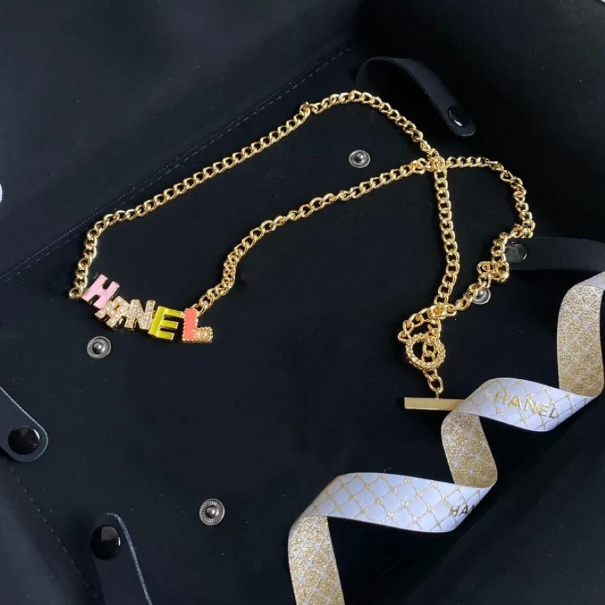 C-LETTER 18K GOLD GOLD PRASS COPPER NETLACE FASHION WOMENT REGISTER DESIGNER CHOKER BENDANT Chain Crystal Imitation Pearl Weddi21C