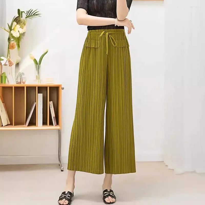 Pantaloni da donna miyake pieghettata originale dritta femmina a gamba a gamba 2024 a vita alta a vita alta cravatta a strisce verticali casual casual