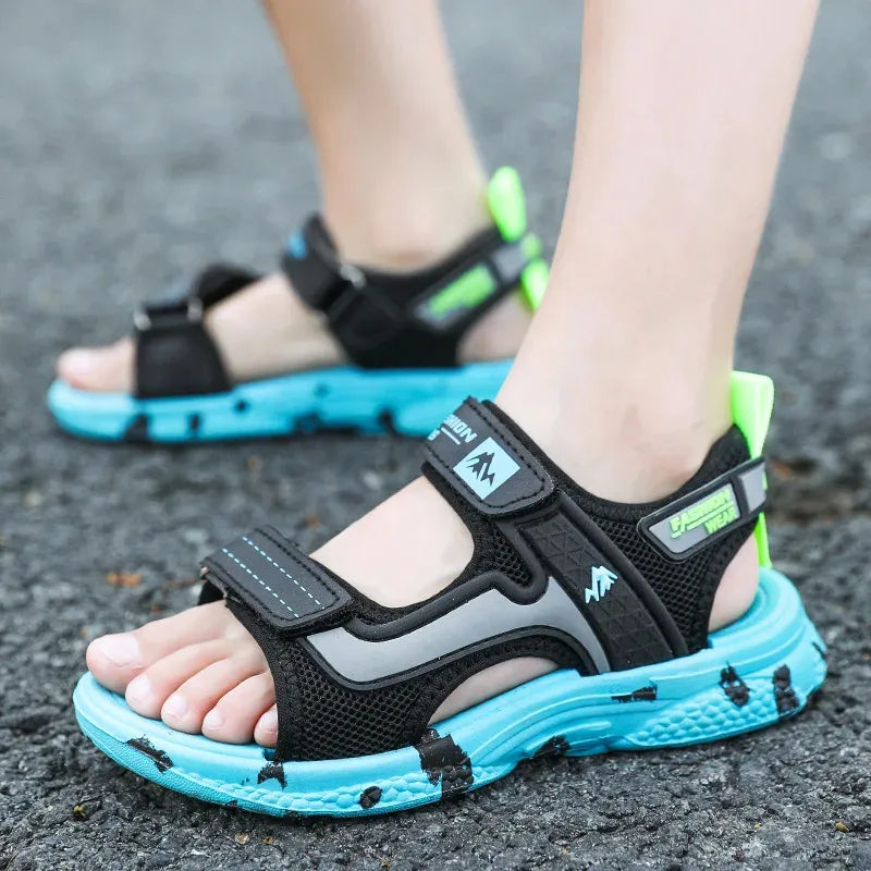 2024 Kids Sandals d'été Fashion Boys Sandales Soft Sole Lightweight Confortable Bneakers Casual Beach Water Enfants Chaussures 8 240418