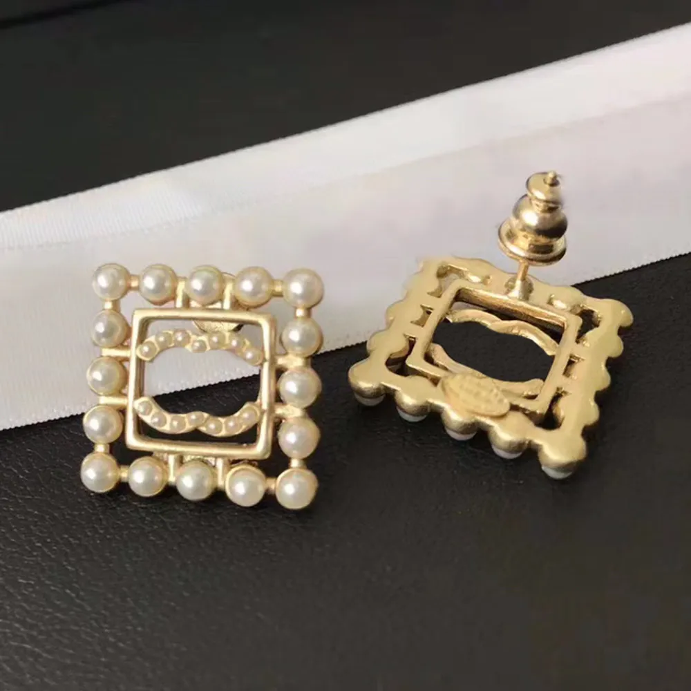 Vários pregos de moda brincos de pérolas jóias letra de jóias rude breol de diamante feminino mulheres 18k Gold Bated Valentine Wedding Gift