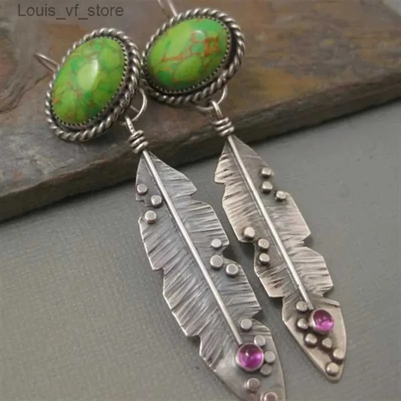 Dangle Chandelier Ethnic Silver Color Oval Pink Green Stone Earrings Vintage Originality Metal Carving Leaf for Women Jewelry H240423