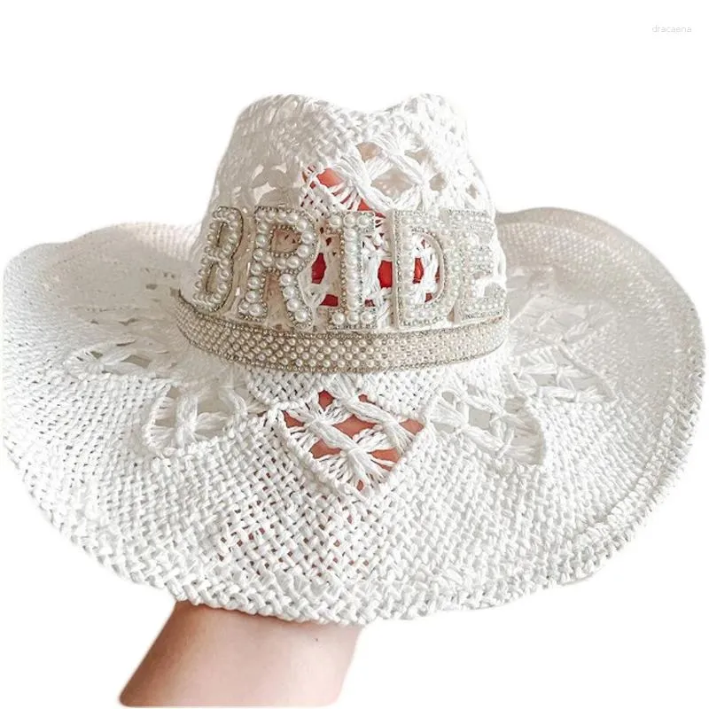 ベレーツ高品質の女性花嫁の帽子春夏ホローホワイトカウボーイハット手織りストローブライダルパーティージャズ