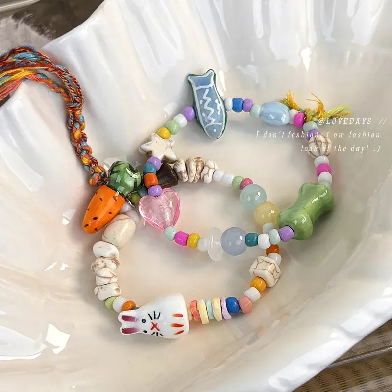 Strands Cute Cartoon Rabbit Carrot Colored Rope Bracelet Women's Vintage Beaded Ceramic Girlfriends Bracelet 2023 New Hot