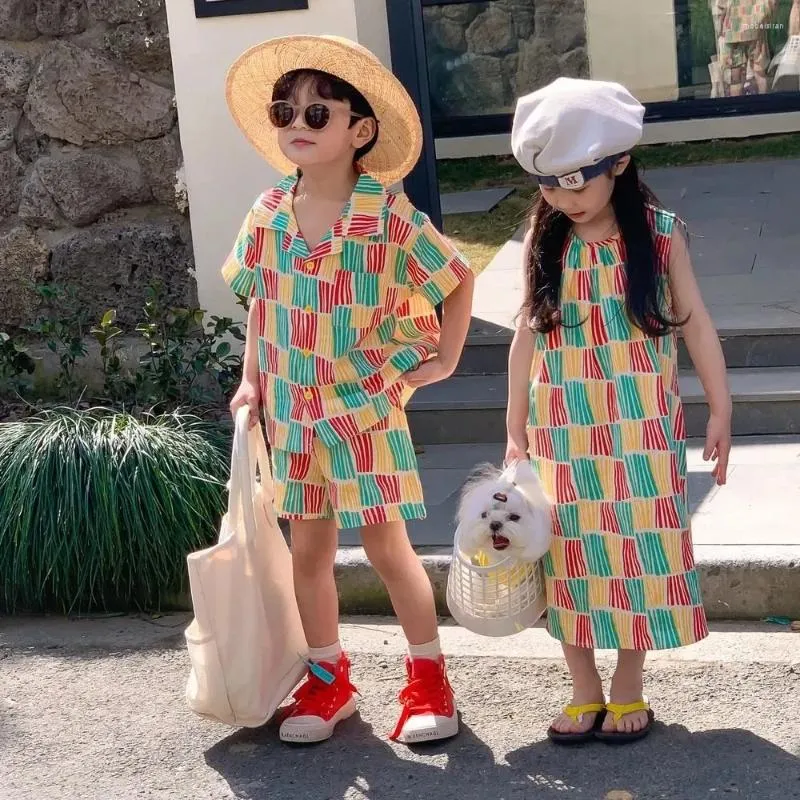 Roupas conjuntos de roupas para meninos de meninos curtos camisas de manga curta e shorts meninas vestido sem mangas roupas infantis se encaixa 2-10 y