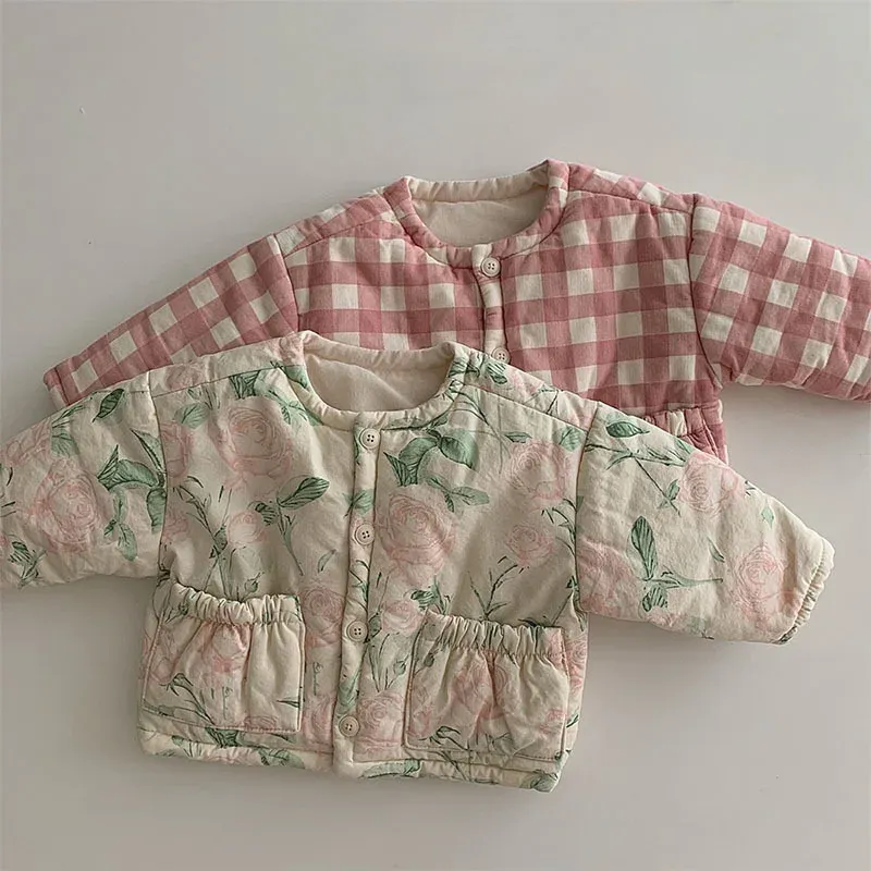 Manteaux infantile hiverne nouveau veste rembourrée bébé fille douce fleur épaissisère en tout-petit boy-garçon plaid à plaid coton poches cardigan