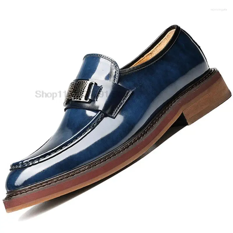 Klänningskor Fashion Men's Loafers Luxury äkta läderslip på svartblå formella män kontor bröllop casual oxford