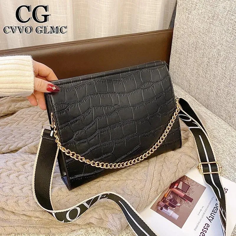 Shoulder Bags Cvvo Glmc 2024 Summer Style Stone Pattern Bag Chain Handbag Lady Messenger Daily Travel Shopping Female