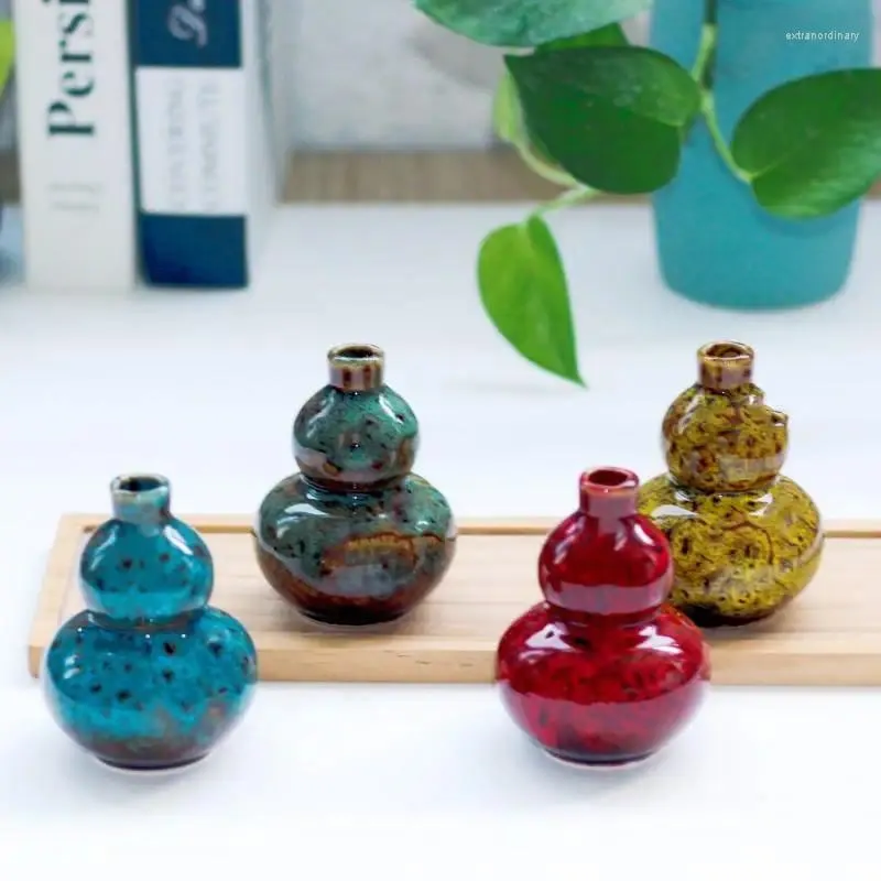 Vases 4pcs / Set Ins Céramique mini vase Vase Home Room Simplicité Plantation d'eau Arrangement de fleurs Décoration Ornements