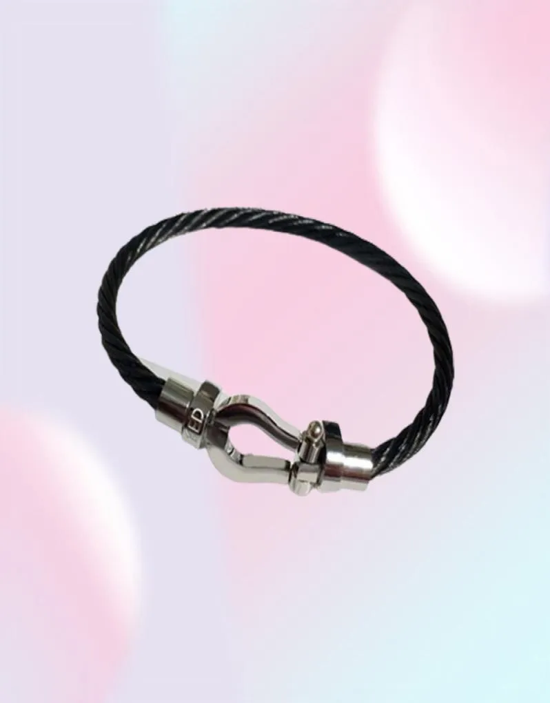 Braccialette a ferro di cavallo Bracciale in acciaio Bracciale in acciaio inossidabile inossidabile Minimalista Fashion Designer Luxury BEEY per Women8221231