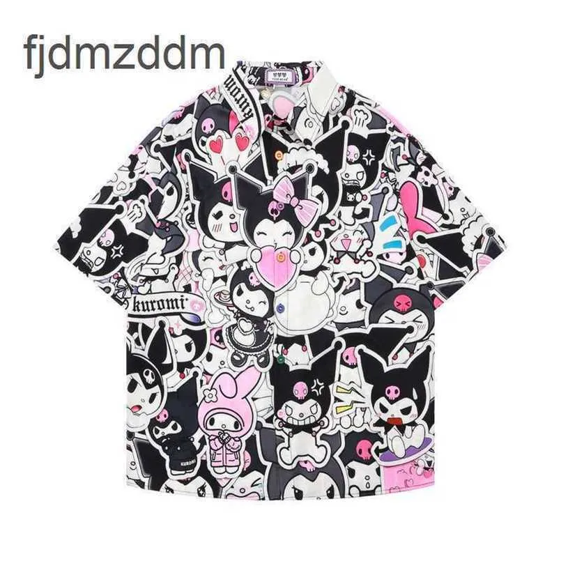 Diseñador de moda Camisas para hombres y mujeres Cartoon Casual Slewed Flower Flower Flower Full Kuromi Kuromi Fun Lindo Cardigan Sweet Loose Summer