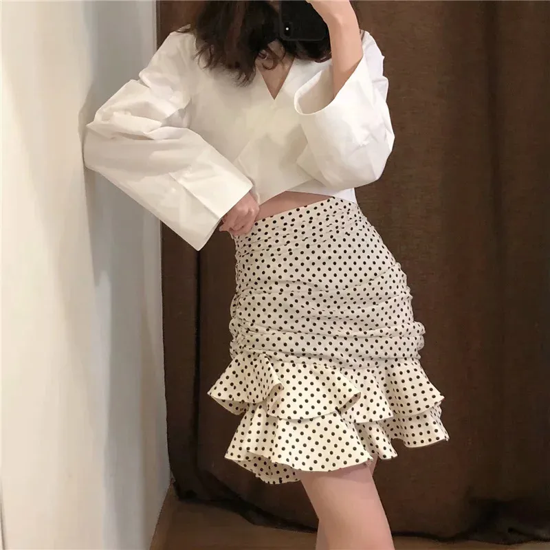 Polka Dot Ruched Mini Skirt Women White Ruffle Vintage Bodycon Chic High Weist Holiday Faldas 240420