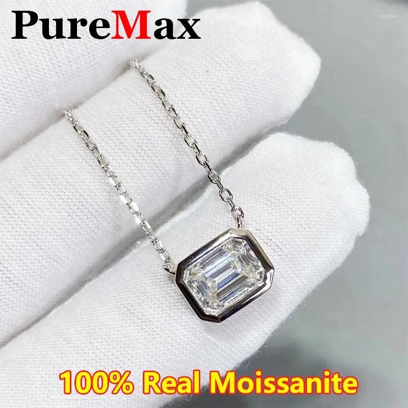 Hängen Puremax 1CT Emerald Cut äkta Moissanite -halsband för kvinnor 925 Silver ClaVicle Chain PT950 Plating Premium Choker