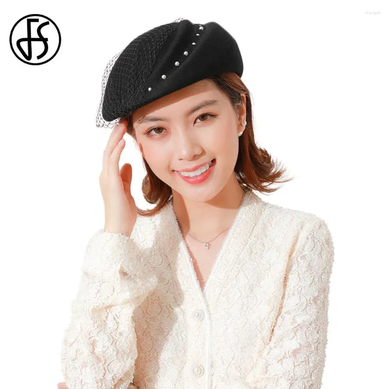 Bérets FS 2024 Spring Black Beret Little Top Hat Ladies Loe Wool en feutre pour femme avec la mode de perle