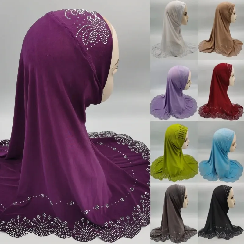 Femmes de luxe Rhinestone Turban musulman islamique Hijab Headscarf prêt à porter des châles khimar wrap prière Cap malaisie Headwear 240409