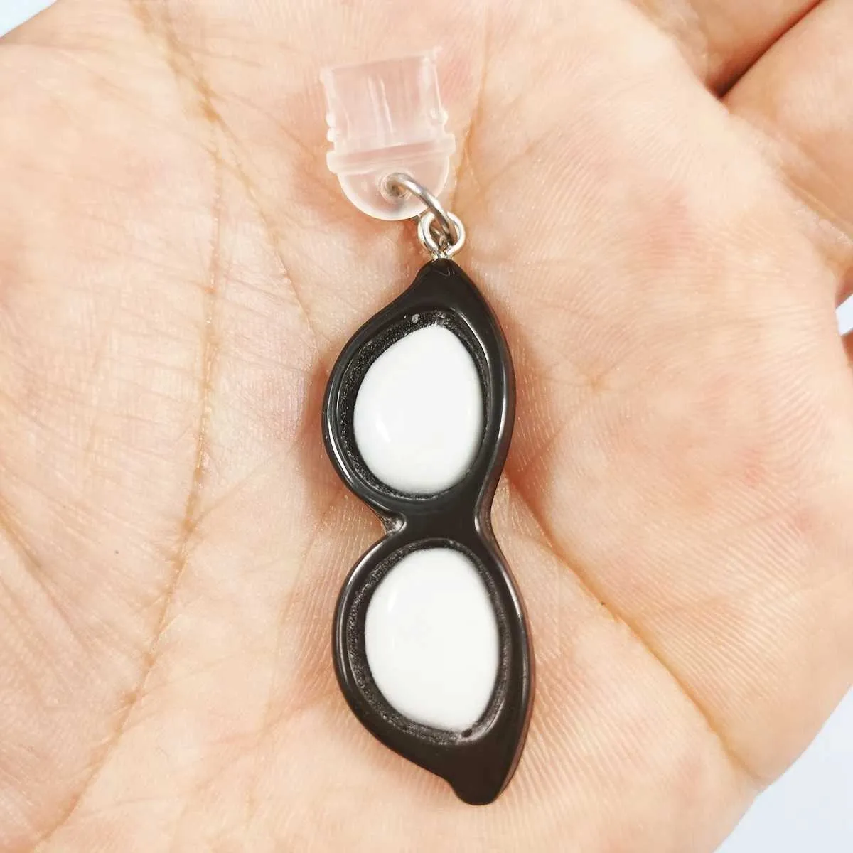 Cell Phone Anti-Dust Gadgets Mobile phone dust plug DIY three-dimensional black and white glasses pendant universal earphone dust plug number pendant for mo Y240423