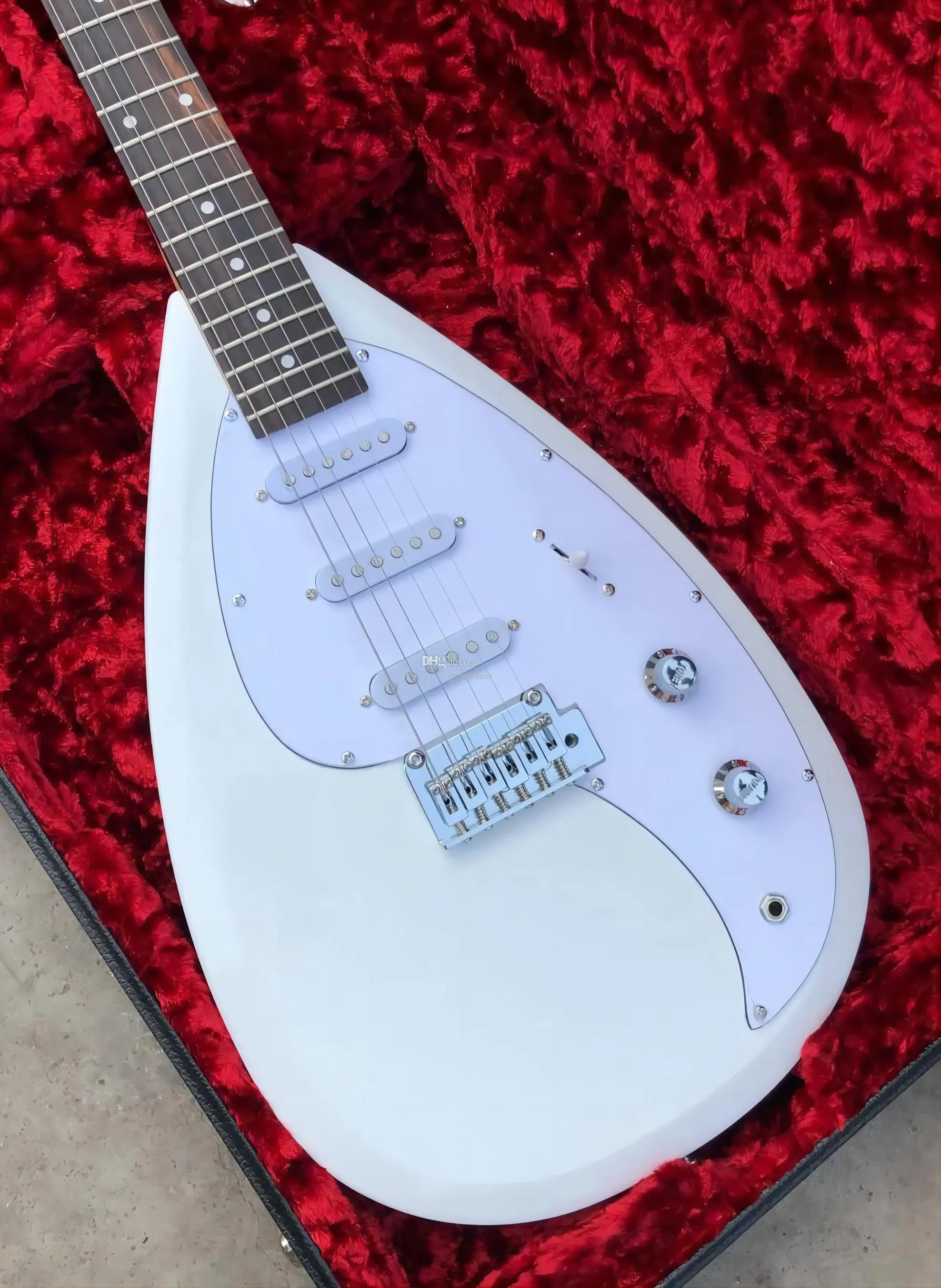 希少VOX エレキギター　レッド VOX MK3 MINI LR Loud Red ミニエレキギター ラウドレッド