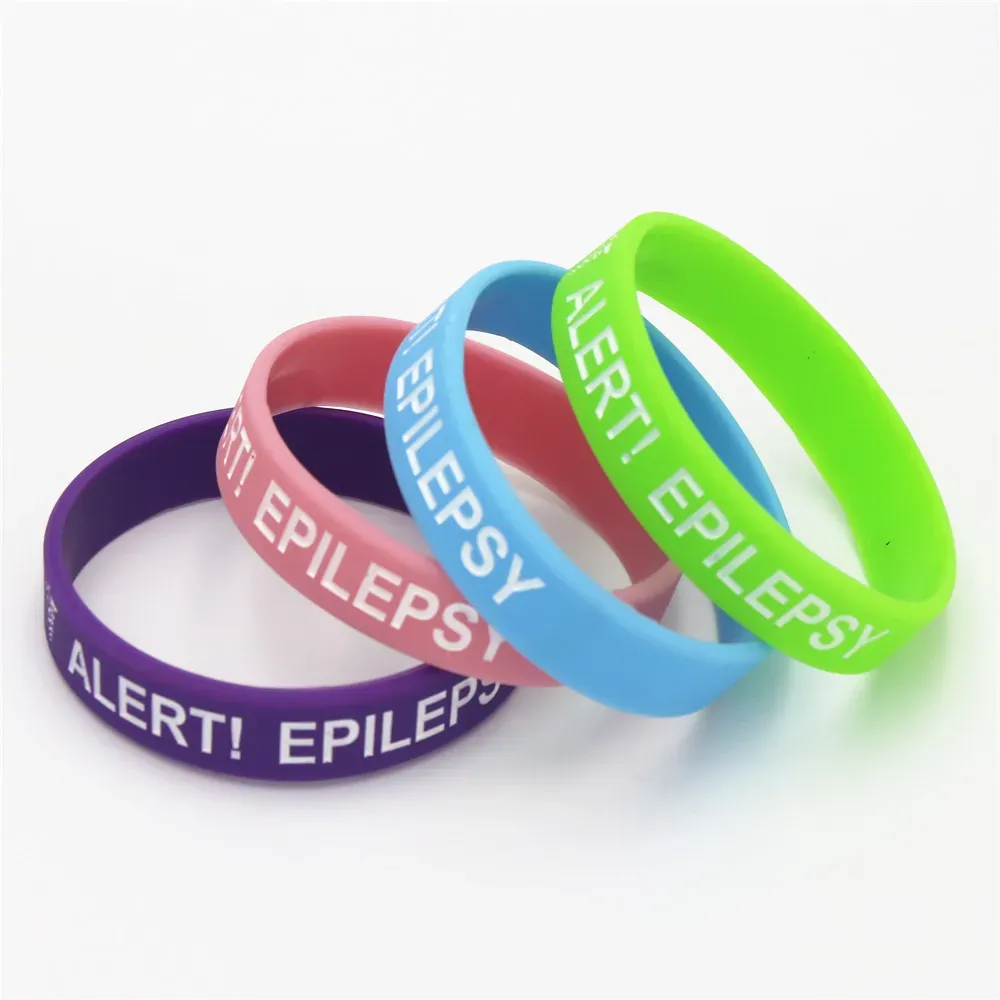 Armband 1PC Medical Alert Armband Epilepsi Silikon Arvband i barnstorlek Armband Silikon Armbandbangles för barngåvor SH135K