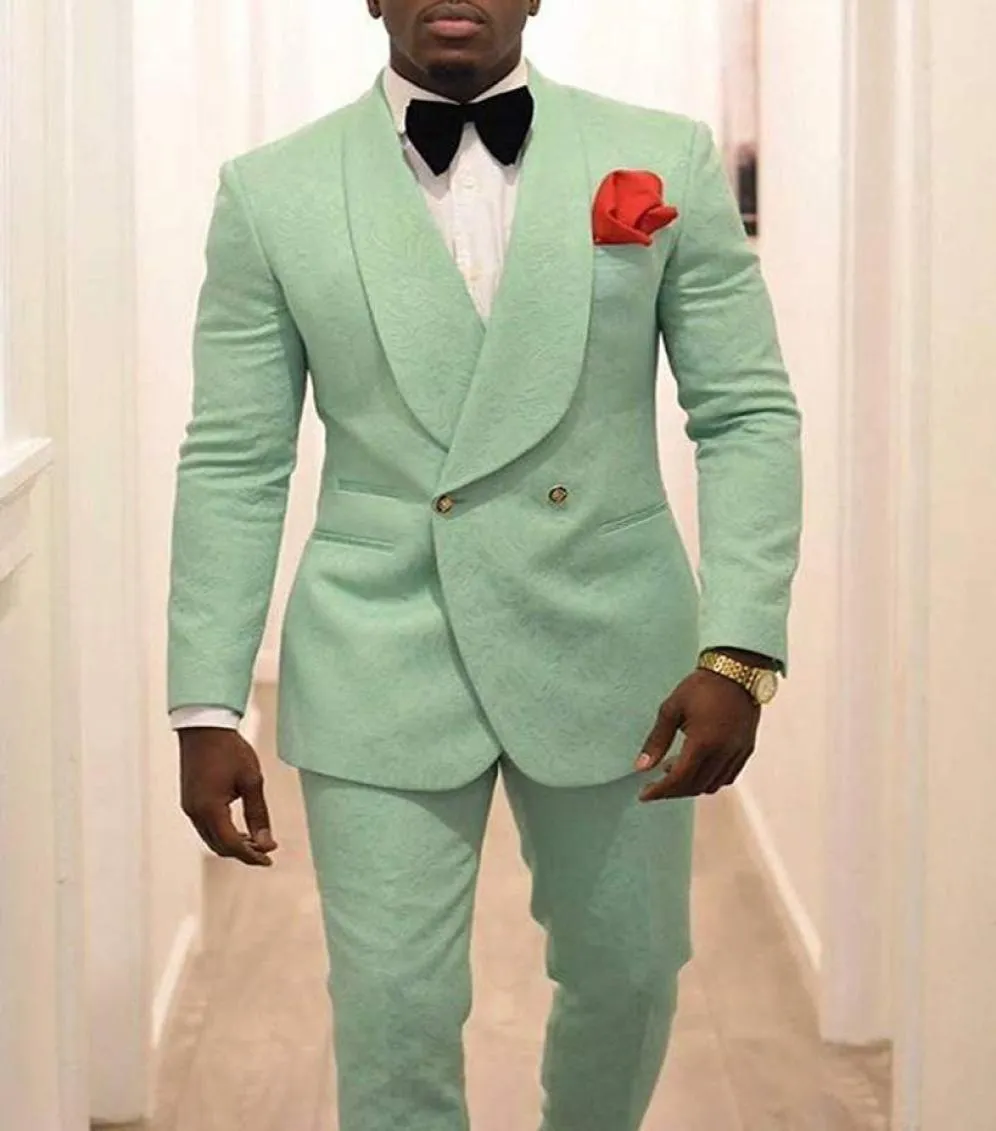 Nuovo stile Green Green Groom Tuxedos 2019 Shawl Lapel Slimt Fit Groomsman Man Blazer Men Wedding Tuxedos Campi di giacche da viaggio 3218956