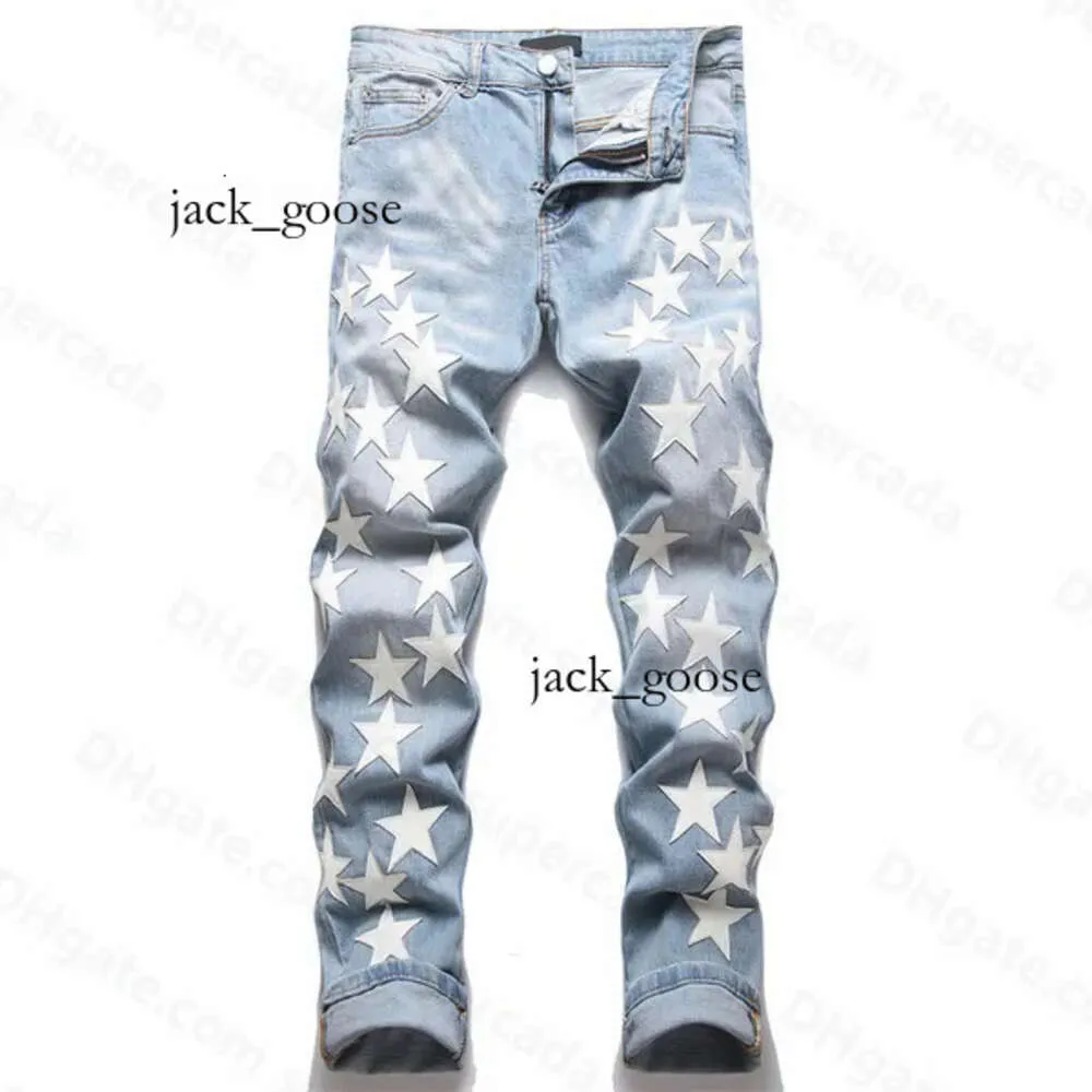Paarse jeansdesigner heren jeans high street amerika voor mannen borduurwerk oversized gescheurde patch gat denim 2023 nieuwe mode streetwear mager slanke penci 559