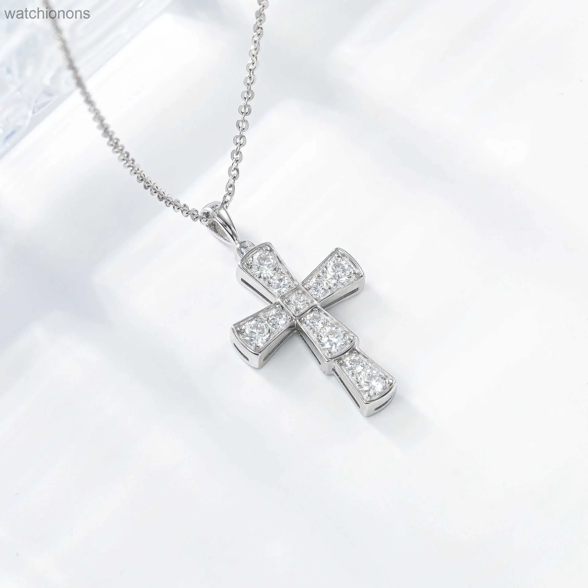 Fashion Luxury Blgarry Designer Necklace Sterling Silver Full Diamond Cross Necklace for Women and Couples with Collar Chain Jewelry with Logo and Gift Box