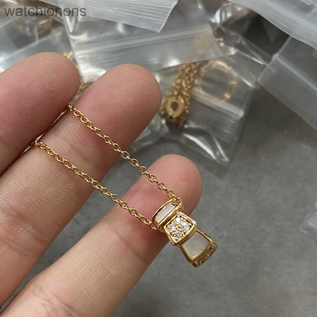 Moda luksusowy Blgarry Designer Naszyjnik biały fritillaria wąż kość naszyjnik damski 18K Rose Gold Senior Precision V Gold Red Biżuter