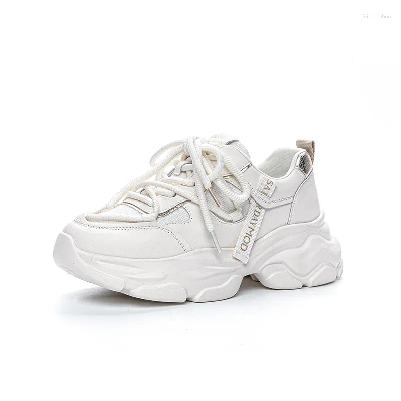 Zapatos casuales Sneakers de talla de talla de talla de talla de talla deportiva Mujer femenina en el lujoso zapato deportivo de alto grado de la marca 2024