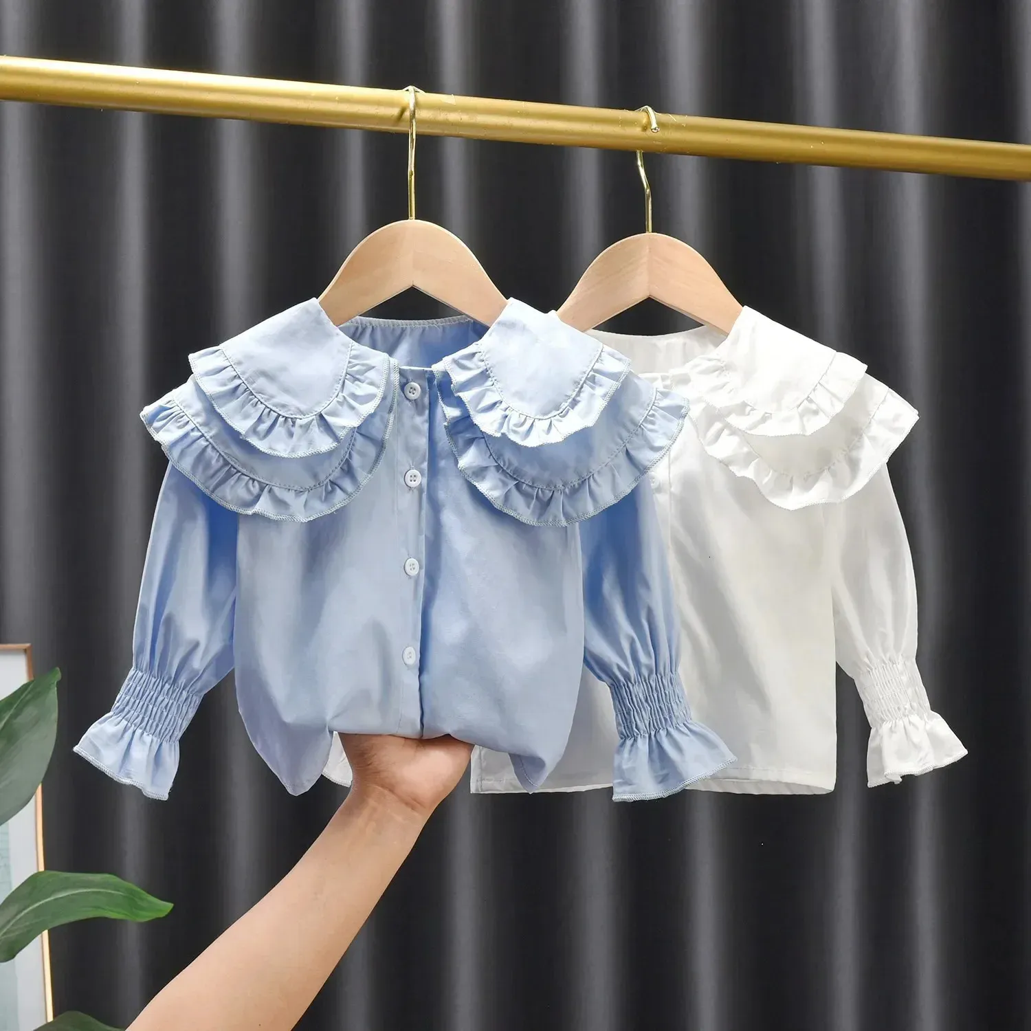 Baby Girls Blouses Kids White Blue Shirts 2024 Spring Autumn Doll Collar Tops 1 To 6Yrs Childrens Korean Style Clothing 240410