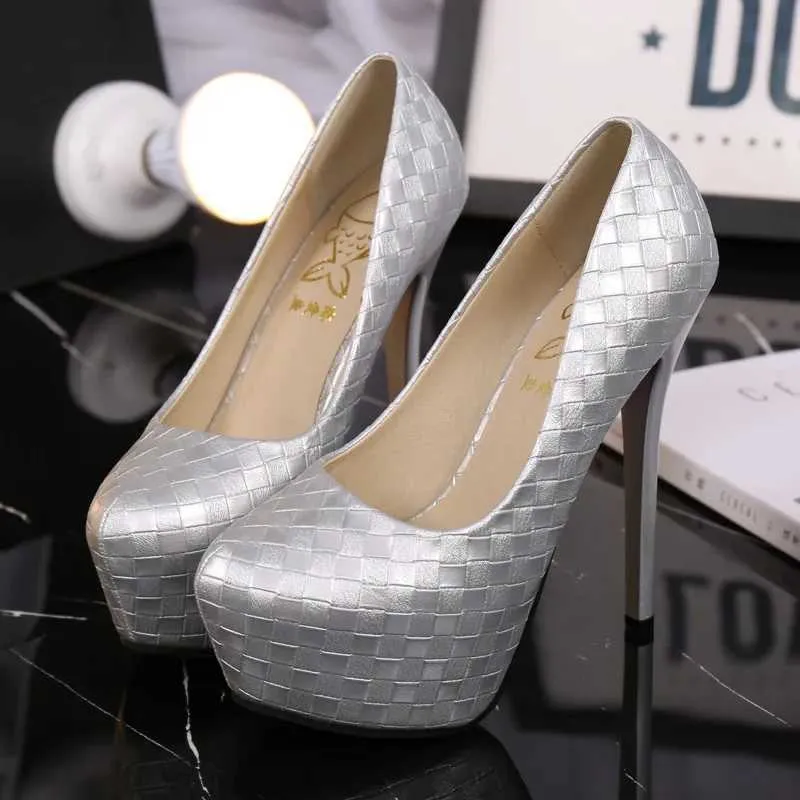 Scarpe per vestiti 2021 pompiere più recenti donne donne nere piattaforma reticolare con tacchi alti tacchi tacco putta di pelle H240423