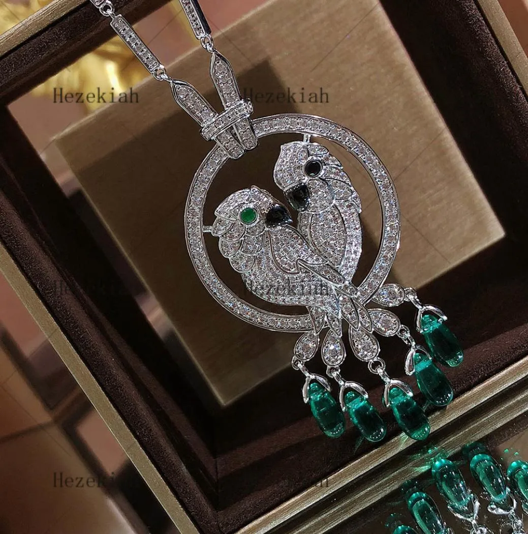 HEZEKIAH Luxus -Papagei Halskette hochwertige Luxus Damen Halskette Tanzparty Damen und Damen Temperament mit AAA Zirc2325443 eingelegt