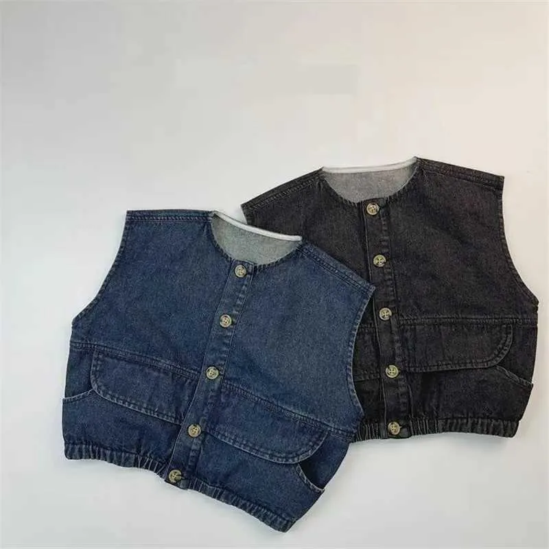 Gilet 2024 printemps Nouveaux enfants garçons sans manches devet de denim enfants veste de poche décontractée bébé cardigan solide 1-6 ans vêtements pour enfants h240423