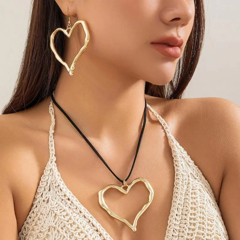 Necklace Earrings Set 2024 Exaggerated Big Heart Pendant For Women Hollow Drop Trendy Bohemia Rope Chain On Neck Fashion Jewelry