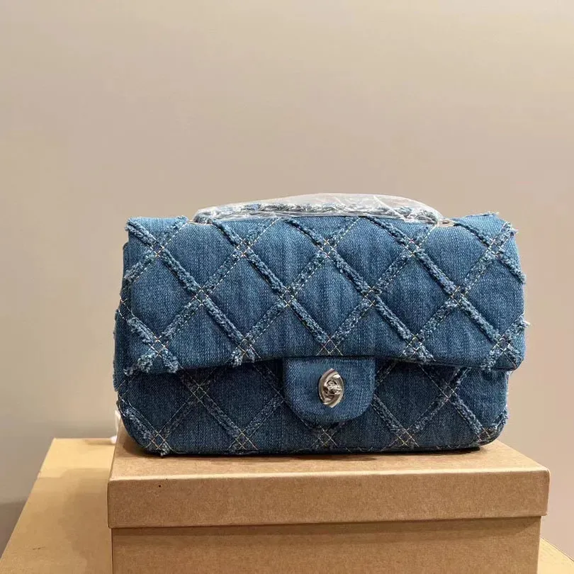Sacs CC Sacs bleu foncé Denim 10a Luxury Femmes Sac de concepteur 25 cm Sacs de créateurs Femmes sacs à main sac à main