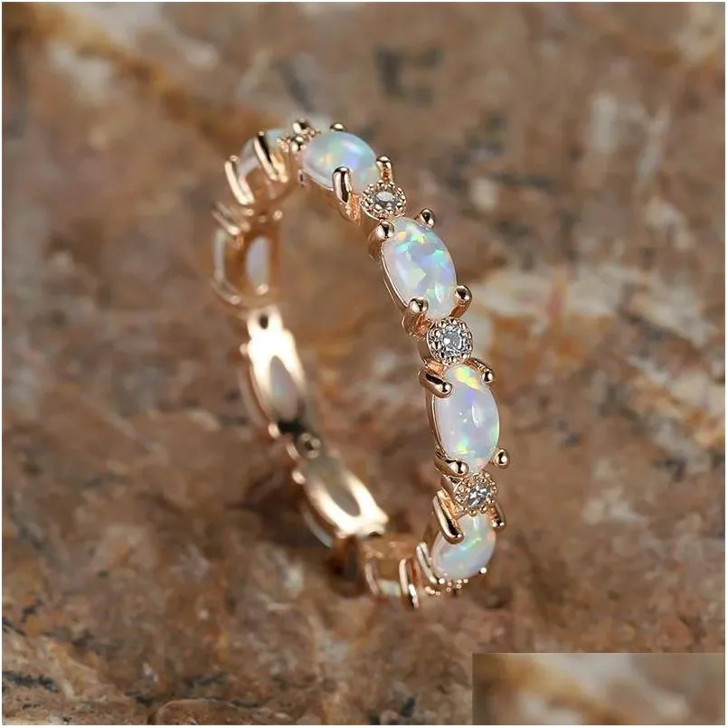 Anéis de casamento Noiva pequena anel de pedra oval de fogo branco Opal empilhamento para mulheres Sier Gold Color Luxury Zircon Lover Bands Jóias Drop Dh48m