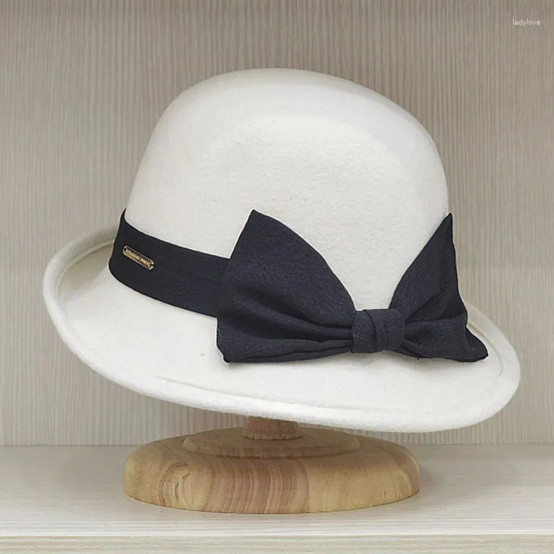 Berets Womens 1920s Bucket Cloche Hat Gatsby Winter Wool Crushler Roll BRIM RUND Fedora med Black Bow Accent