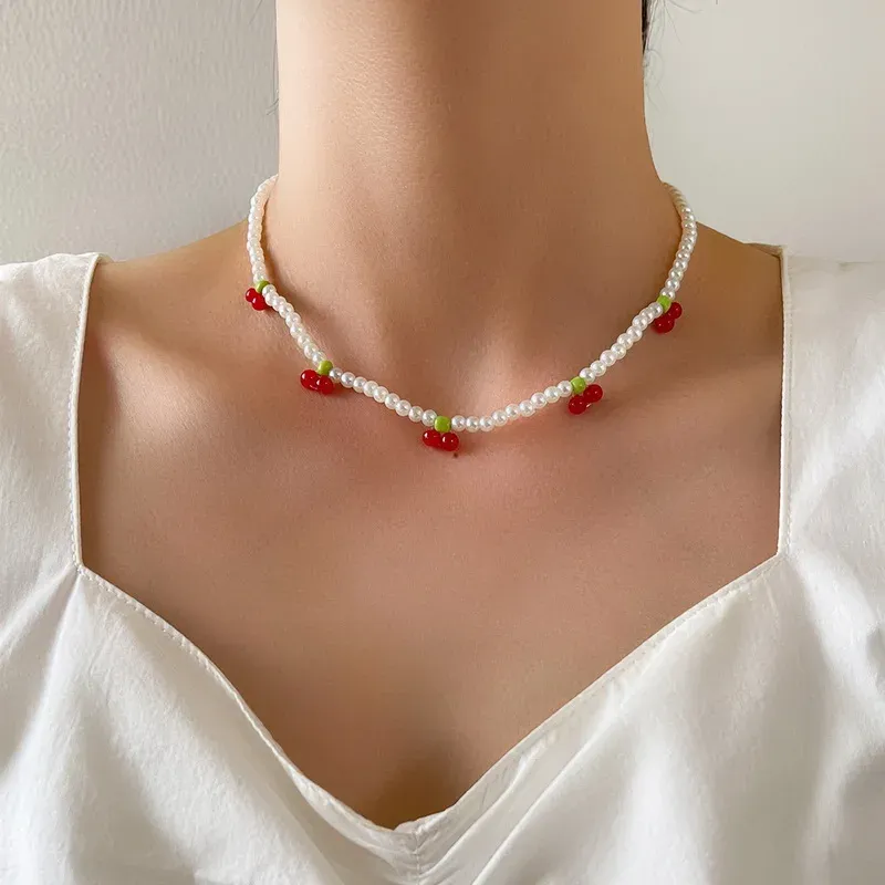 Halsband bohemia pärlstav röd körsbärshalsband för kvinnor söt handgjorda frukter frö pärla chokers 90 -tal halsband boho smycken grossist