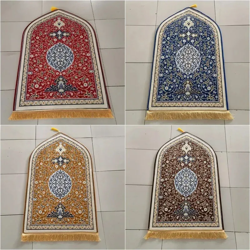 Muslim Islamic Prayer Mat Flannel Fabric Anti-silp Carpet Worship Kneel Blanket Printed Portable Travel Prayer Rug Ramadan Gift 240409