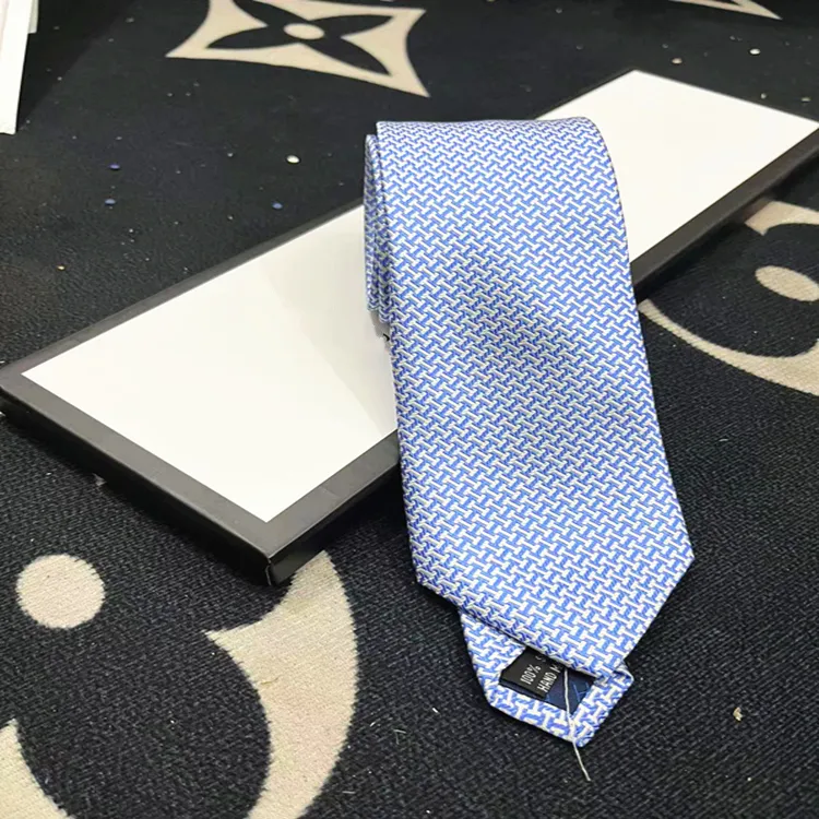 Designer masculino Padrão de abelha Tie de seda gravata Brand pesco