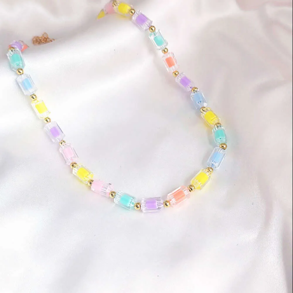 A Rainbow Colored Acrylic Necklace, Cylindrical Bead Necklace for Women, Creative Jewelry Factory