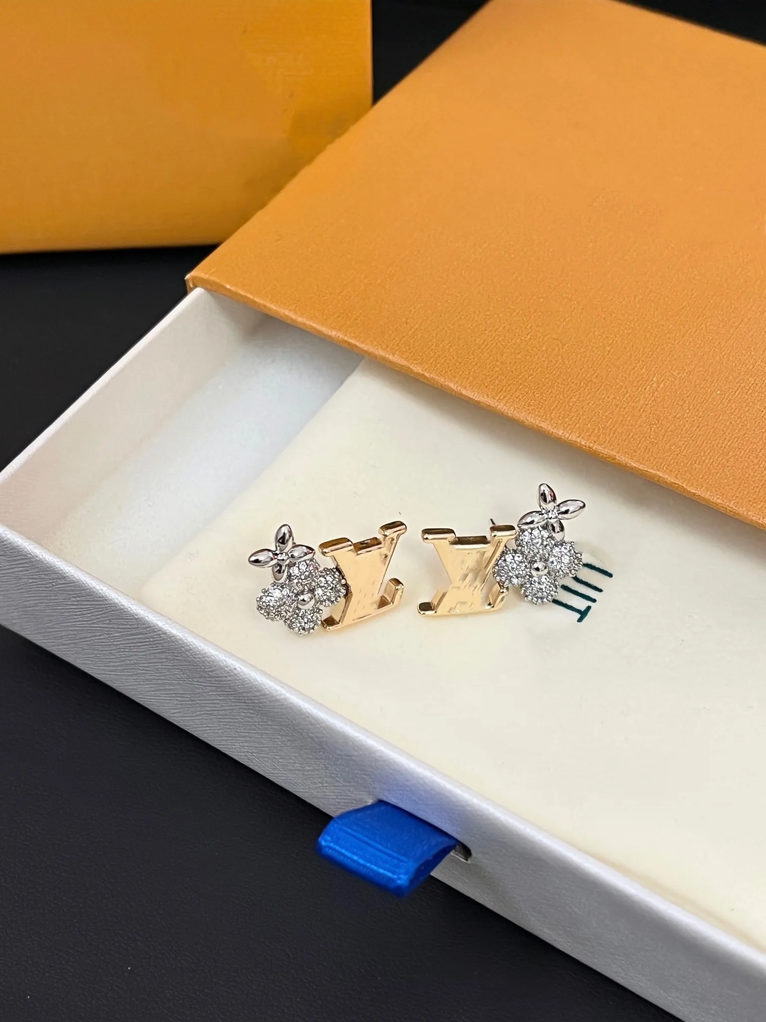 18K Gold Plated Designers Brand Earrings Designer bracelet designer Women Crystal Pearl Geometric Earring for Wedding Party Jewerlry