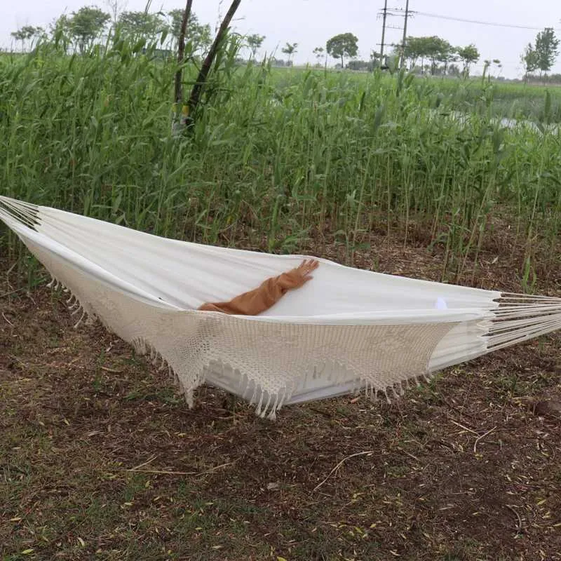 Lägermöbler 2 person maximalt 300 kg hängmatta stor brasiliansk makrame Böhmen Tassel Hammock Swing Net -stol ut/inomhus hängande hängmatta gungor Y240423