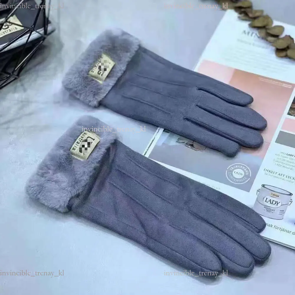 Designerska skóra pięć palców rękawiczki Uggg Wysokiej jakości kobiety Krótkie polarowe zagęszczone wysokiej jakości rękawice vintage modne solidne proste rękawiczki ochronne 995