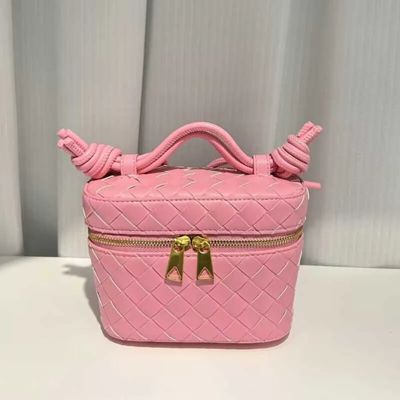 Bota di tote in pelle genuina borsa per trucco per piccole scatole Nuovo Woven fatto a mano Versatile Borsa a scatola quadrata a scatola da donna Borsa da donna 6964