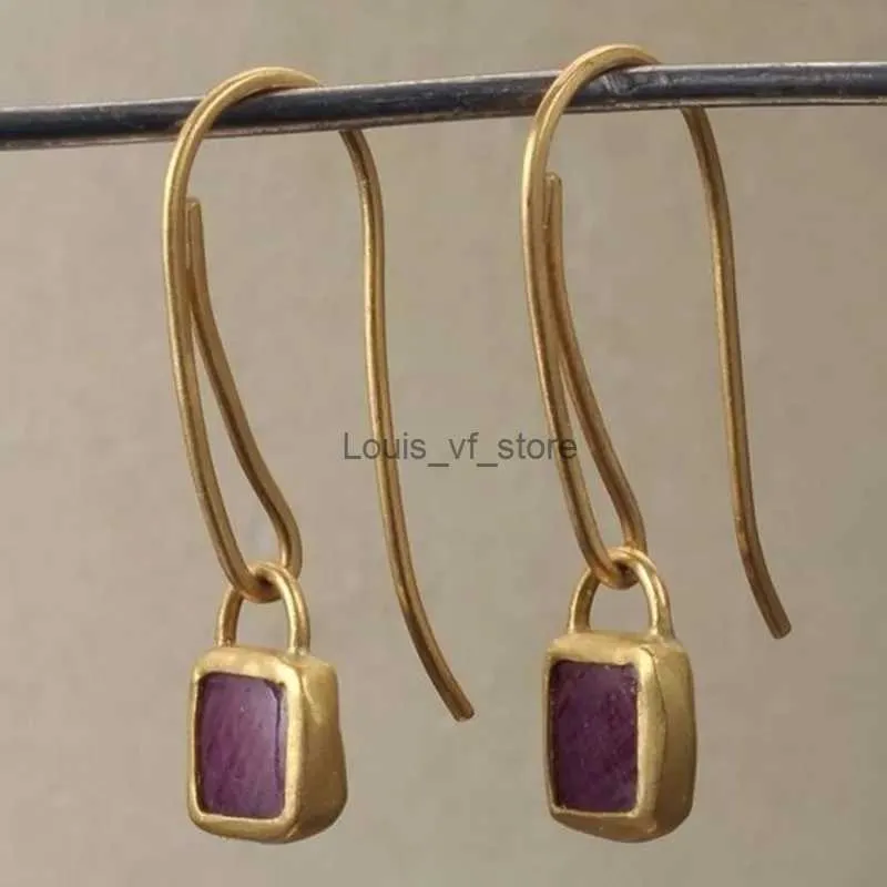 Dingle ljuskrona etnisk fyrkantig lila stenkrokörhängen vintage smycken guldfärg metall geometri länge för kvinnor h240423