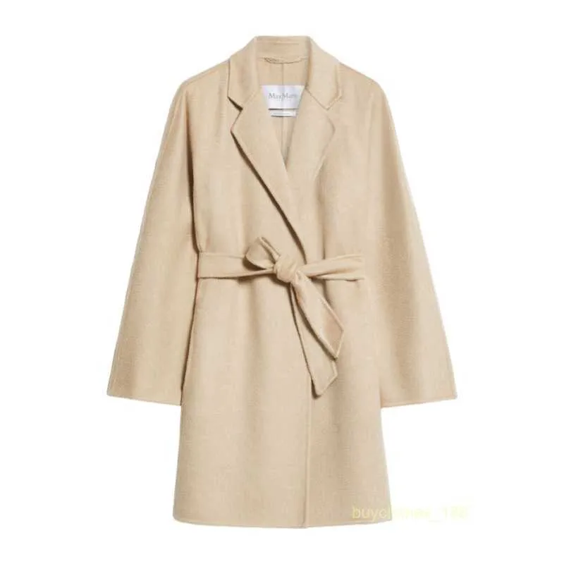 Manteau de manteau de cote de cachemire manteau de luxe maxmaras féminin 2024 Nouveau bracelet de la taille de cou de polo beige