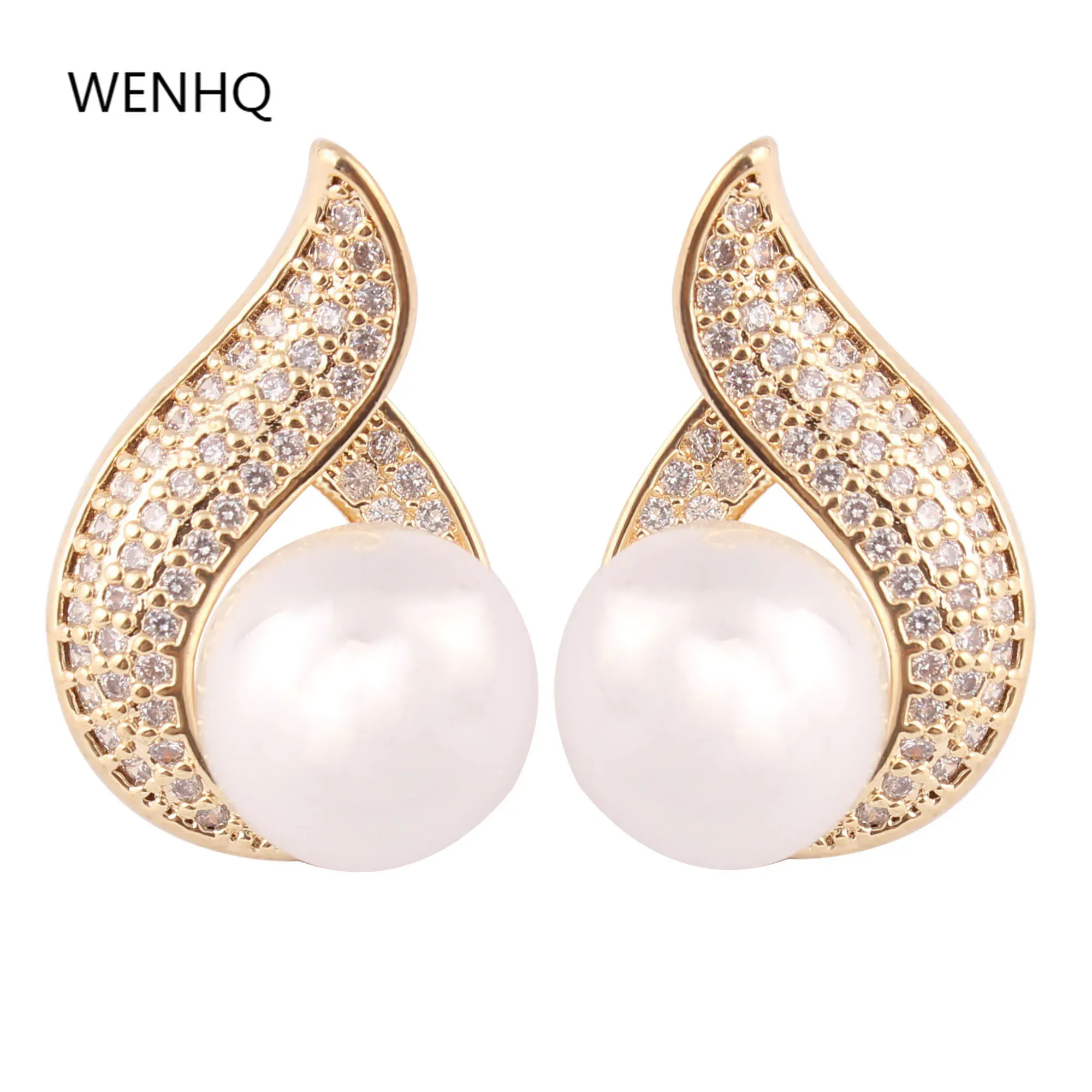 Orecchini Wenhq 2 colori Fashion scintillante Clip per perle zircone cubico sugli orecchini matrimoni da damigella d'onore senza polsini foracchi