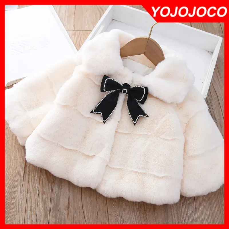 Manteaux 05y Baby Girl Vêtements Nouveau manteau d'hiver épaissis de veste chaude en laine Mabille de fourrure en laine fille pull veste nouée arche