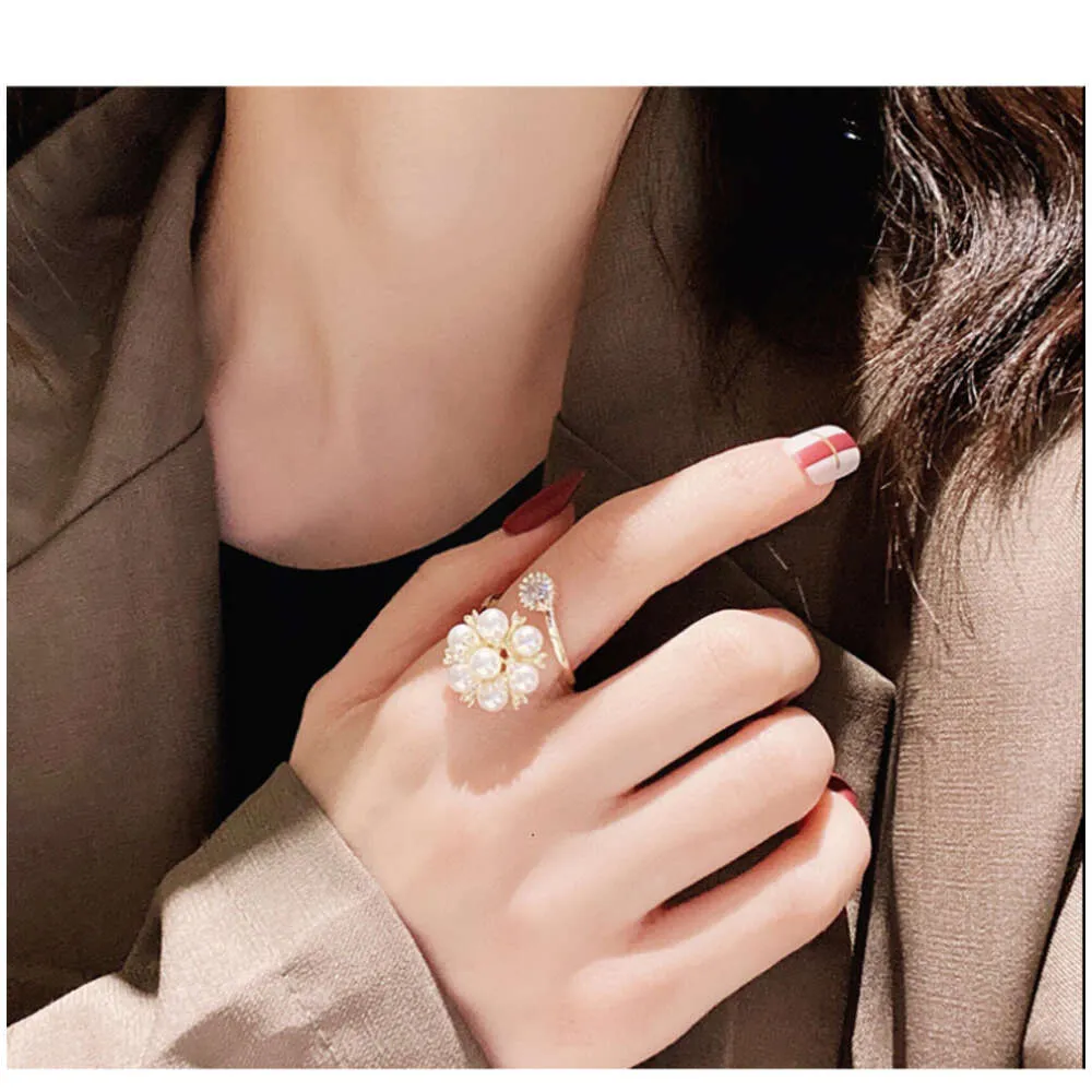 Pearl Women's Fashionable geïndividualiseerd menigteontwerp Japanse Koreaanse koude en onverschillige serie Internet Red Wijs vinger Open Ring veelzijdige Baishi Teri